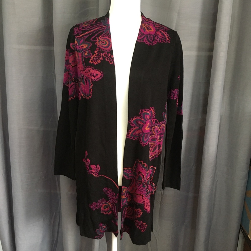 NWT! Chico’s Paisley Cardigan Sweater Size MEDIUM (Chico's 1) Black Open Front
